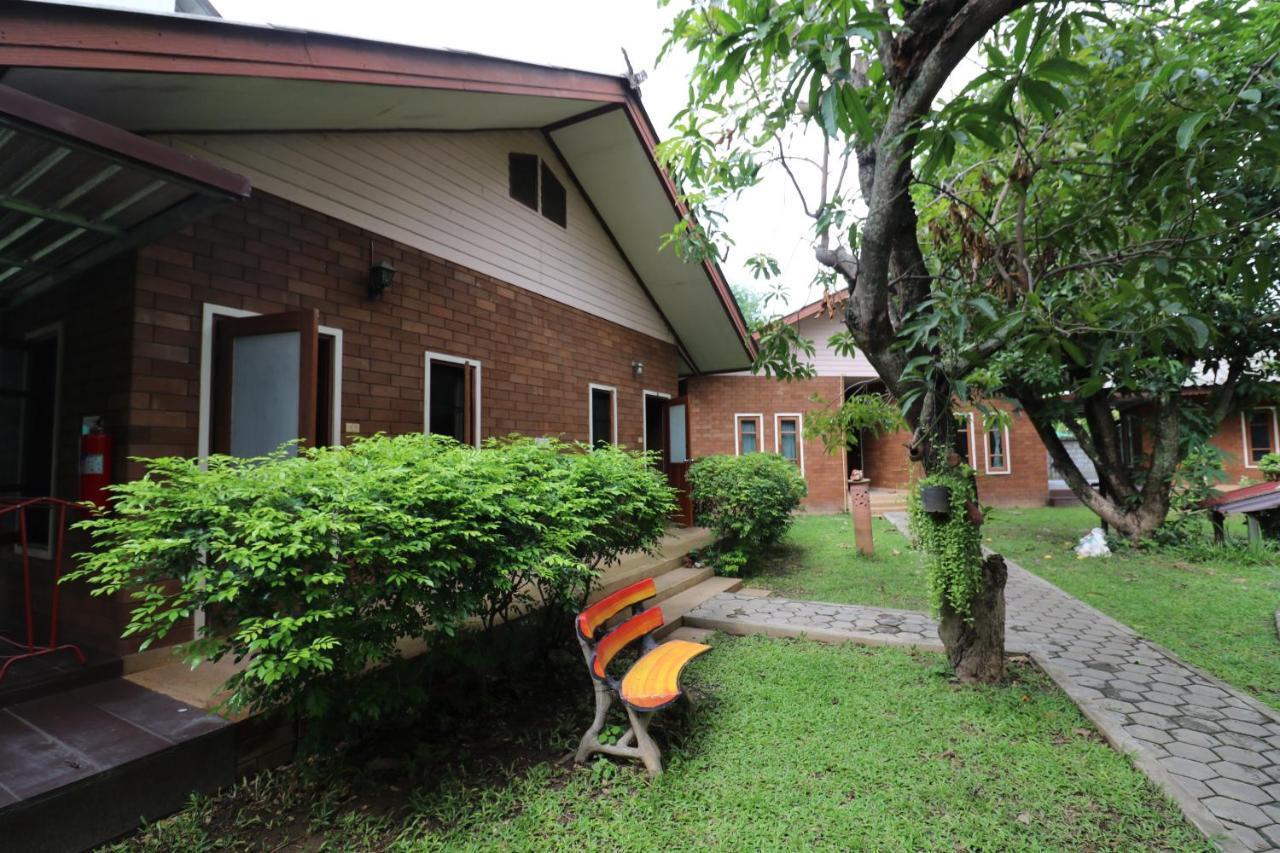 Gongkaew Huenkum Hotel Chiang Mai Exterior photo