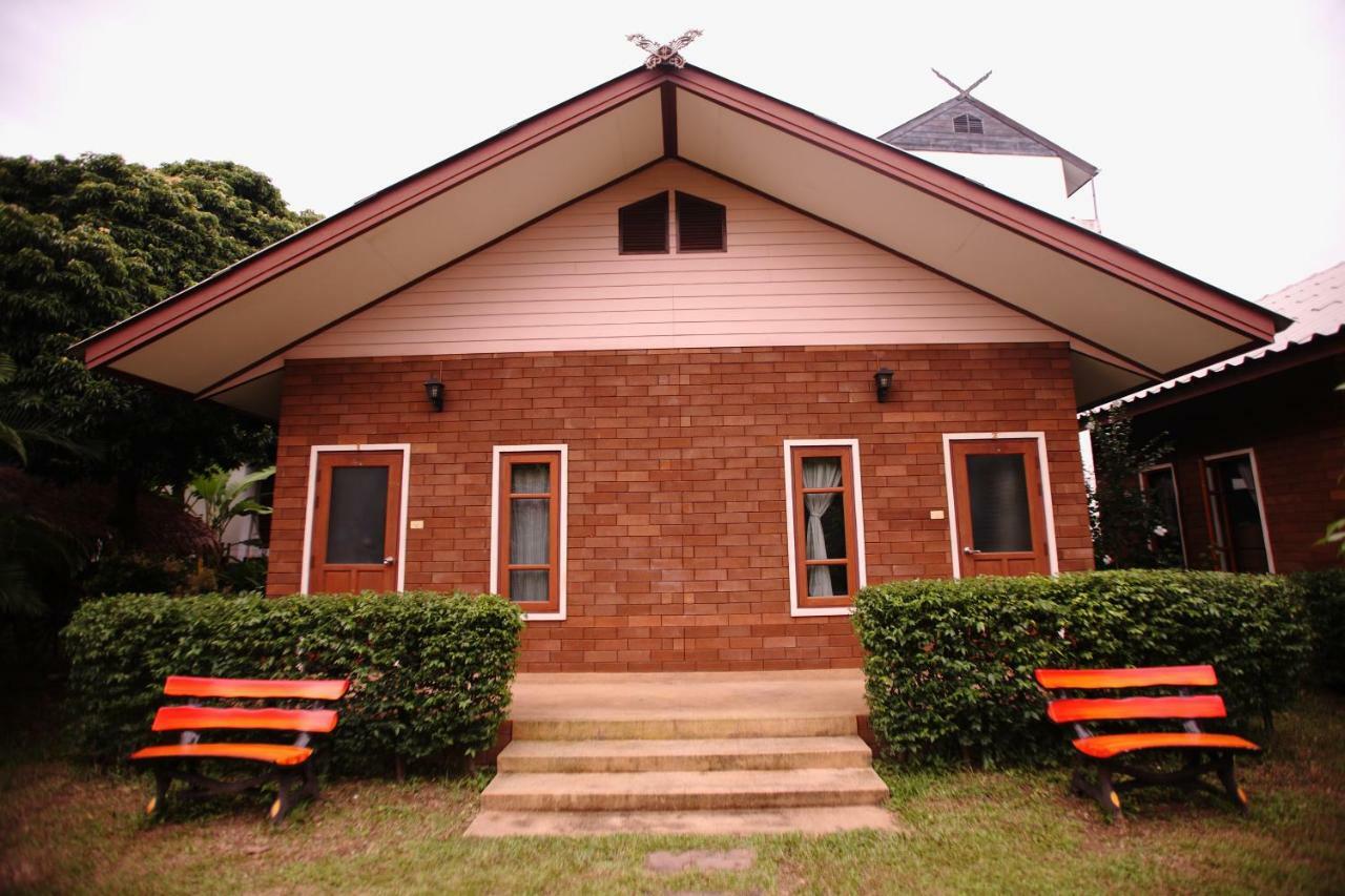 Gongkaew Huenkum Hotel Chiang Mai Exterior photo